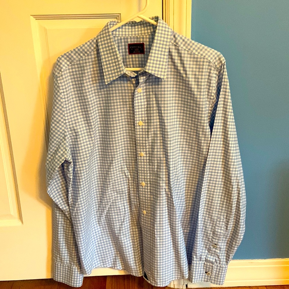 UNTUCKit shirt
